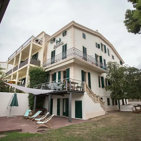 Kalima Hotel 2*